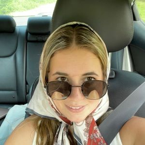 Meet your Posher, Allee